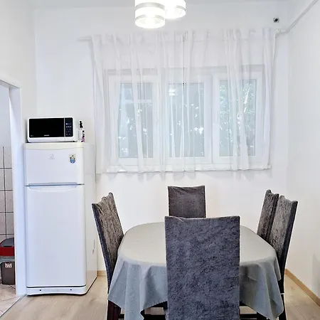 Centar * Omiš