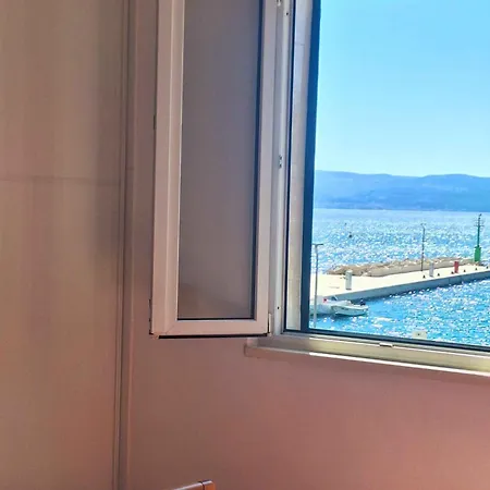Centar Omis